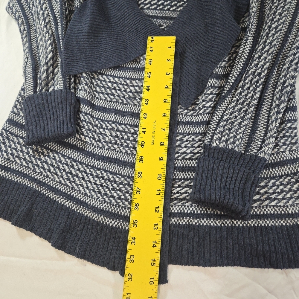 Women's Navy and White Striped Sweater - Picture 3 of 7